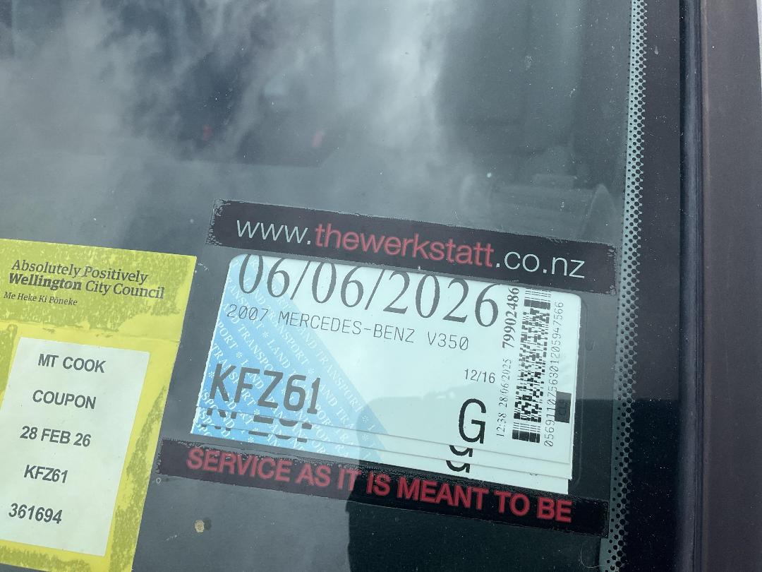 Photo '12' of Mercedes-Benz V350