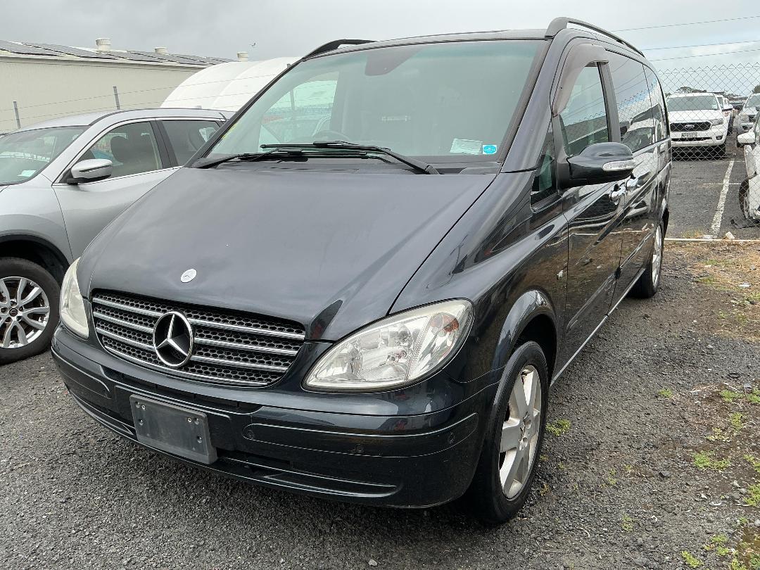 Photo '3' of Mercedes-Benz V350 Photo '3' of Mercedes-Benz V350