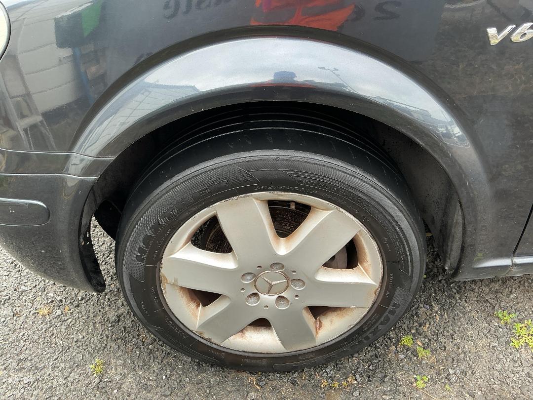 Photo '14' of Mercedes-Benz V350 Photo '14' of Mercedes-Benz V350