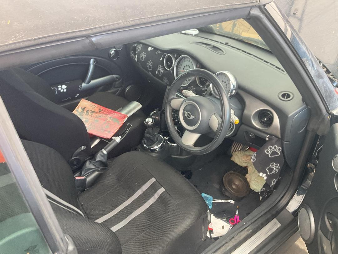 Photo '19' of Mini Cooper S Cabrio Photo '19' of Mini Cooper S Cabrio