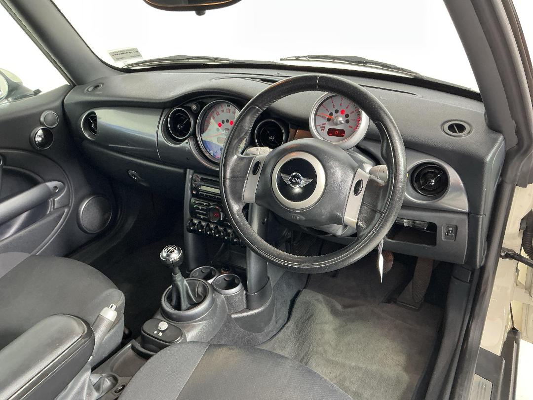 Photo '17' of Mini Cooper