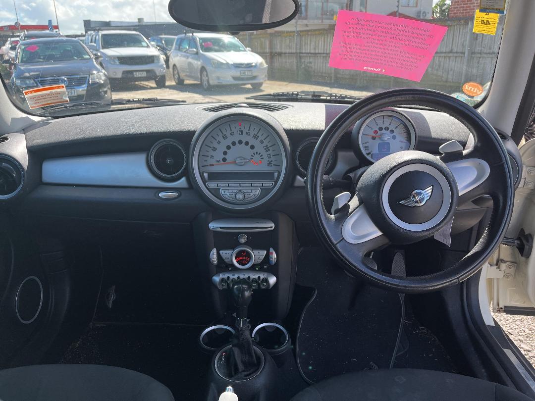 Photo '15' of Mini Cooper Photo '15' of Mini Cooper