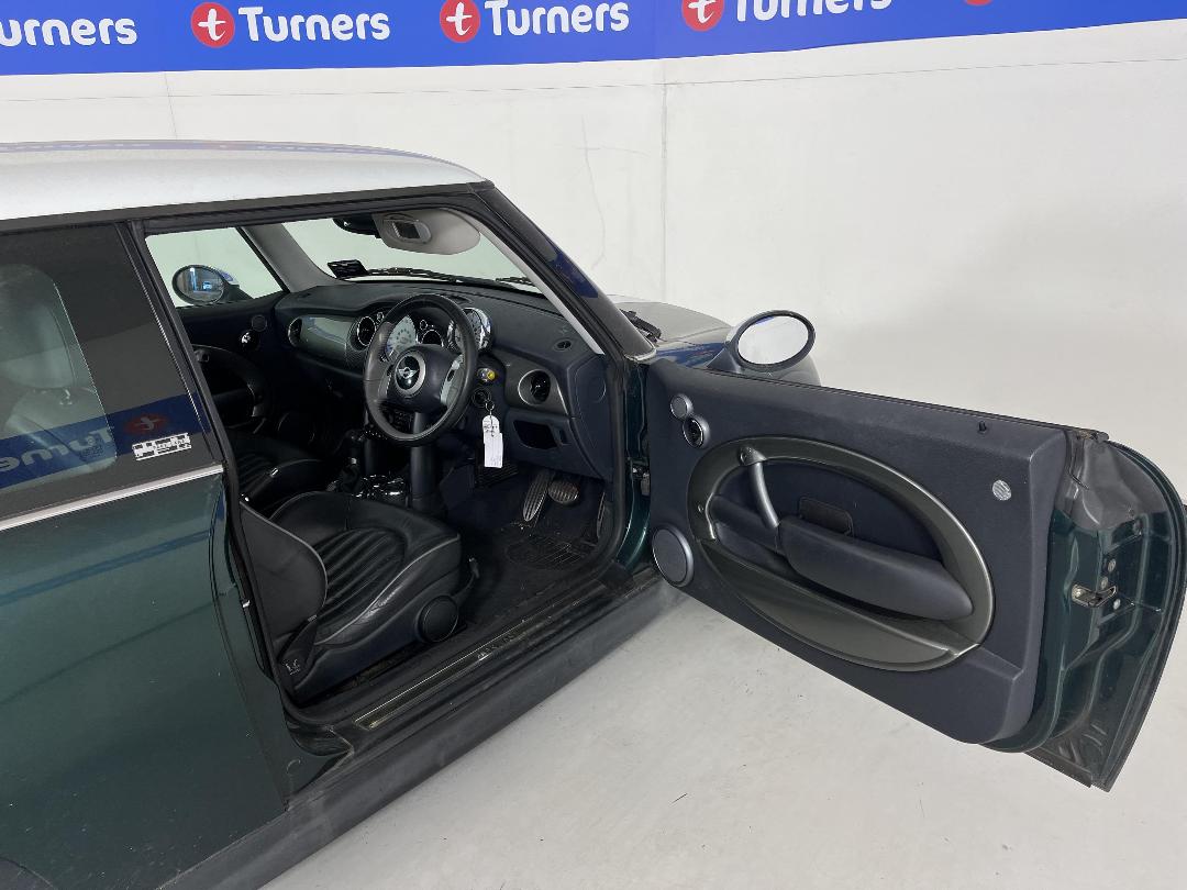 Photo '13' of Mini Copper S