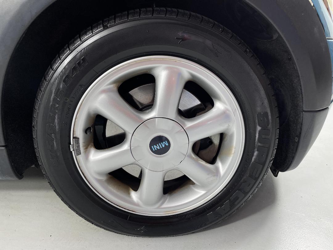 Photo '9' of Mini ONE