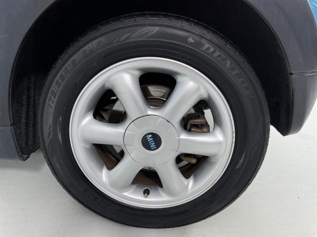 Photo '11' of Mini ONE