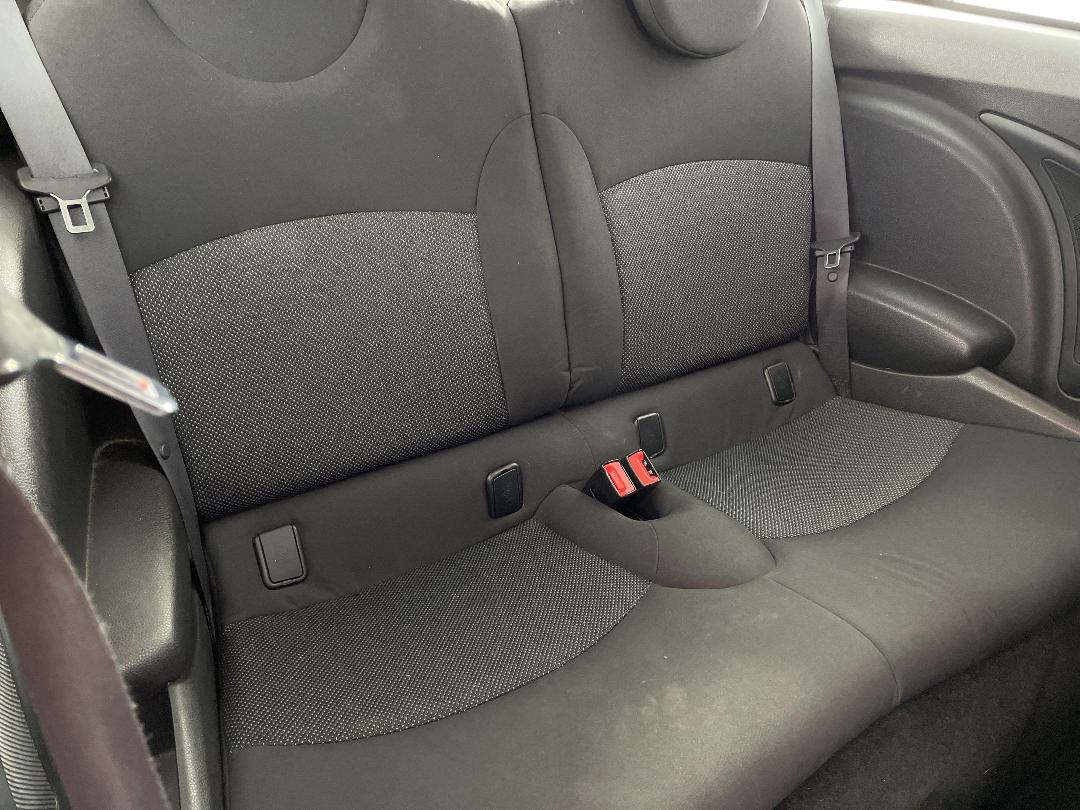 Photo '19' of Mini ONE