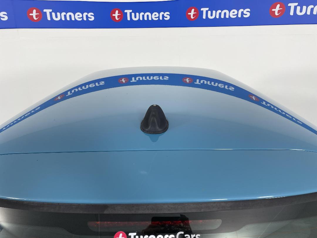 Photo '24' of Mini ONE