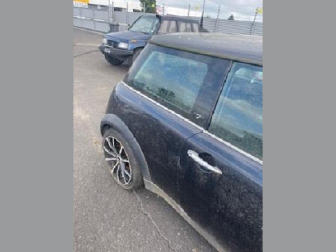 Photo '6' of Mini ONE