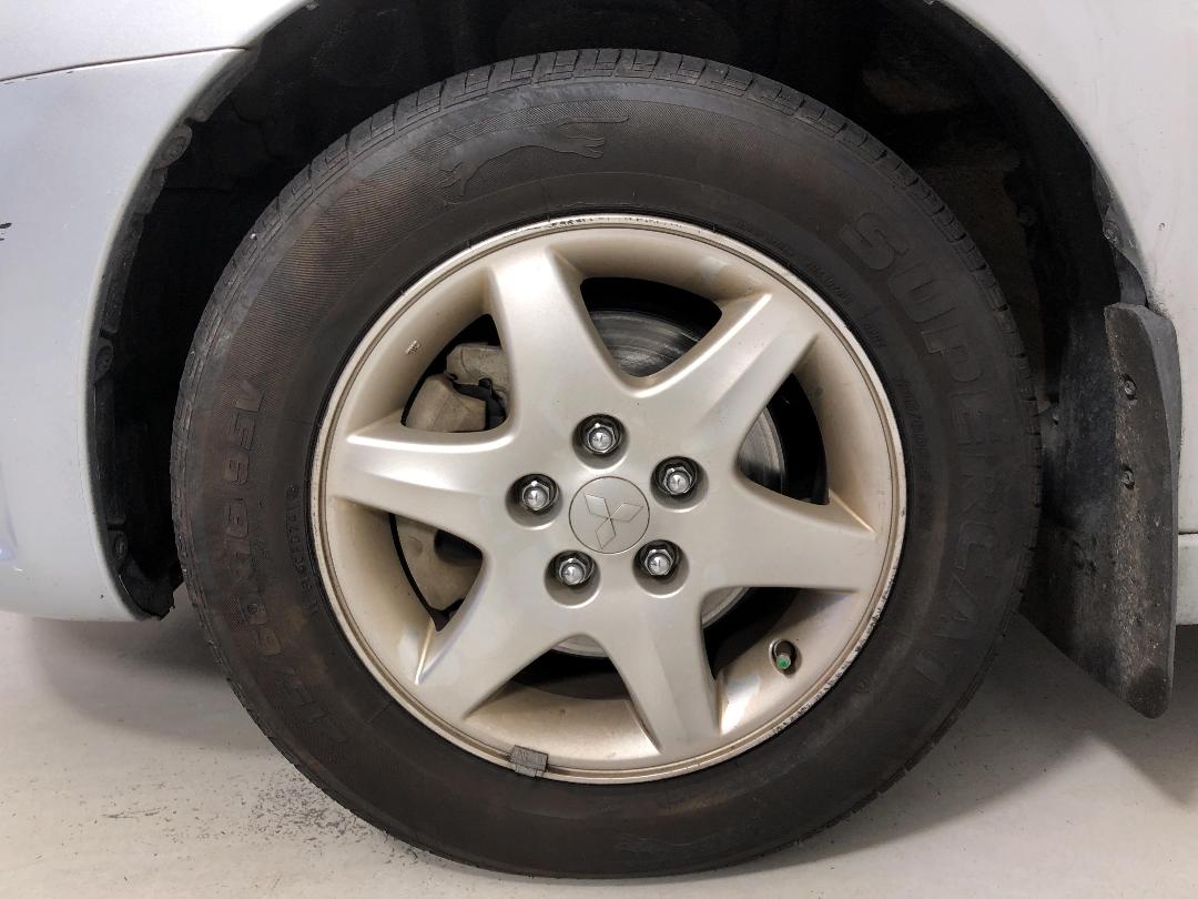 Photo '10' of Mitsubishi 380