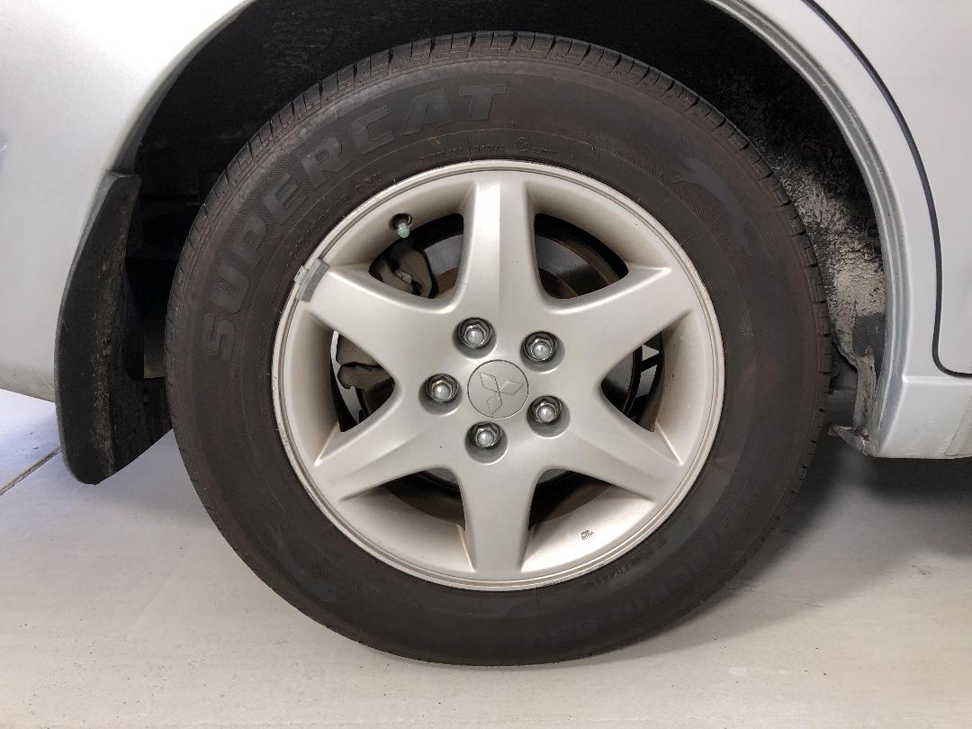 Photo '12' of Mitsubishi 380