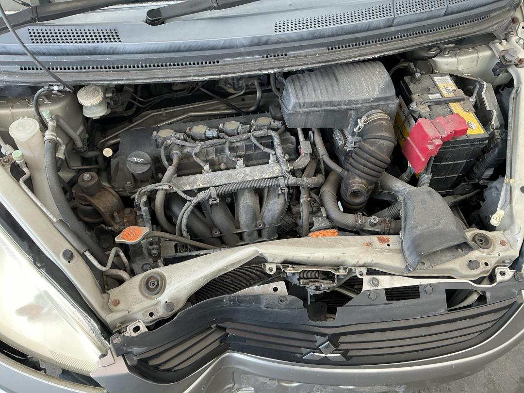 Photo '6' of Mitsubishi Colt