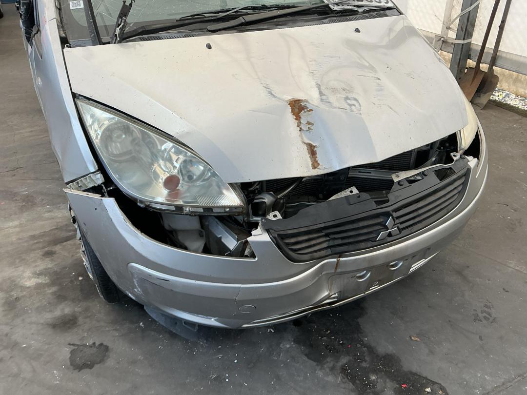 Photo '15' of Mitsubishi Colt