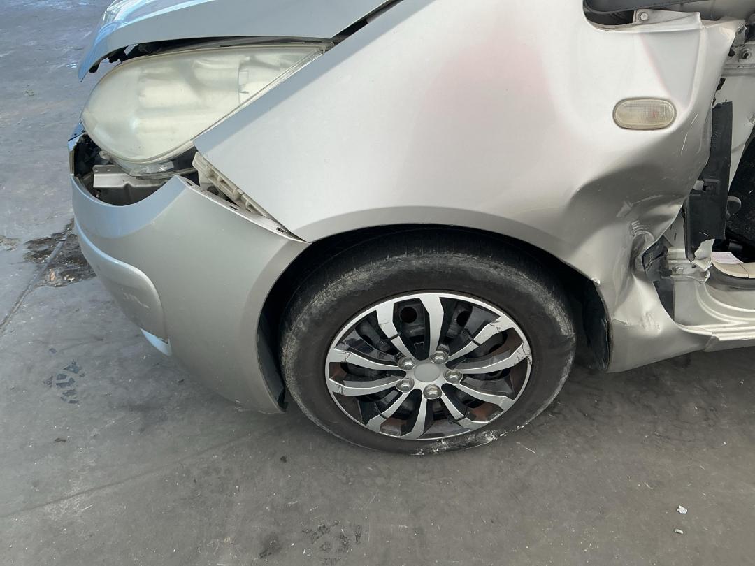 Photo '4' of Mitsubishi Colt