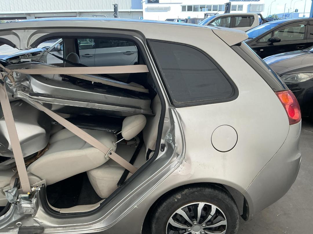 Photo '5' of Mitsubishi Colt