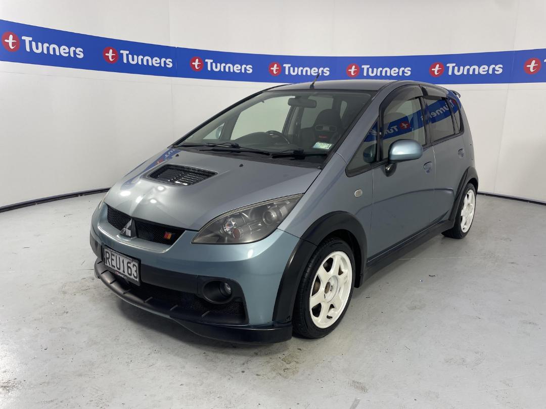 Photo '4' of Mitsubishi Colt