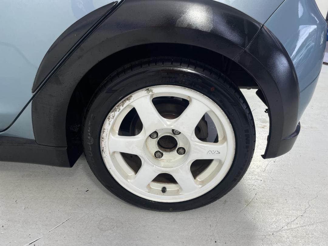 Photo '11' of Mitsubishi Colt