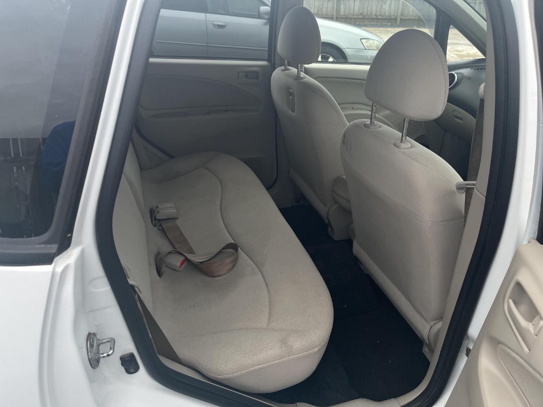 Photo '18' of Mitsubishi Colt