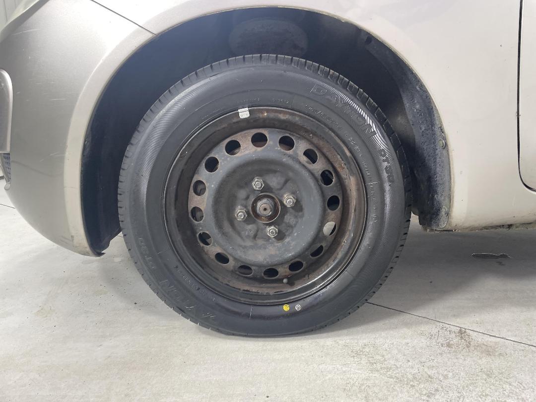 Photo '10' of Mitsubishi Colt