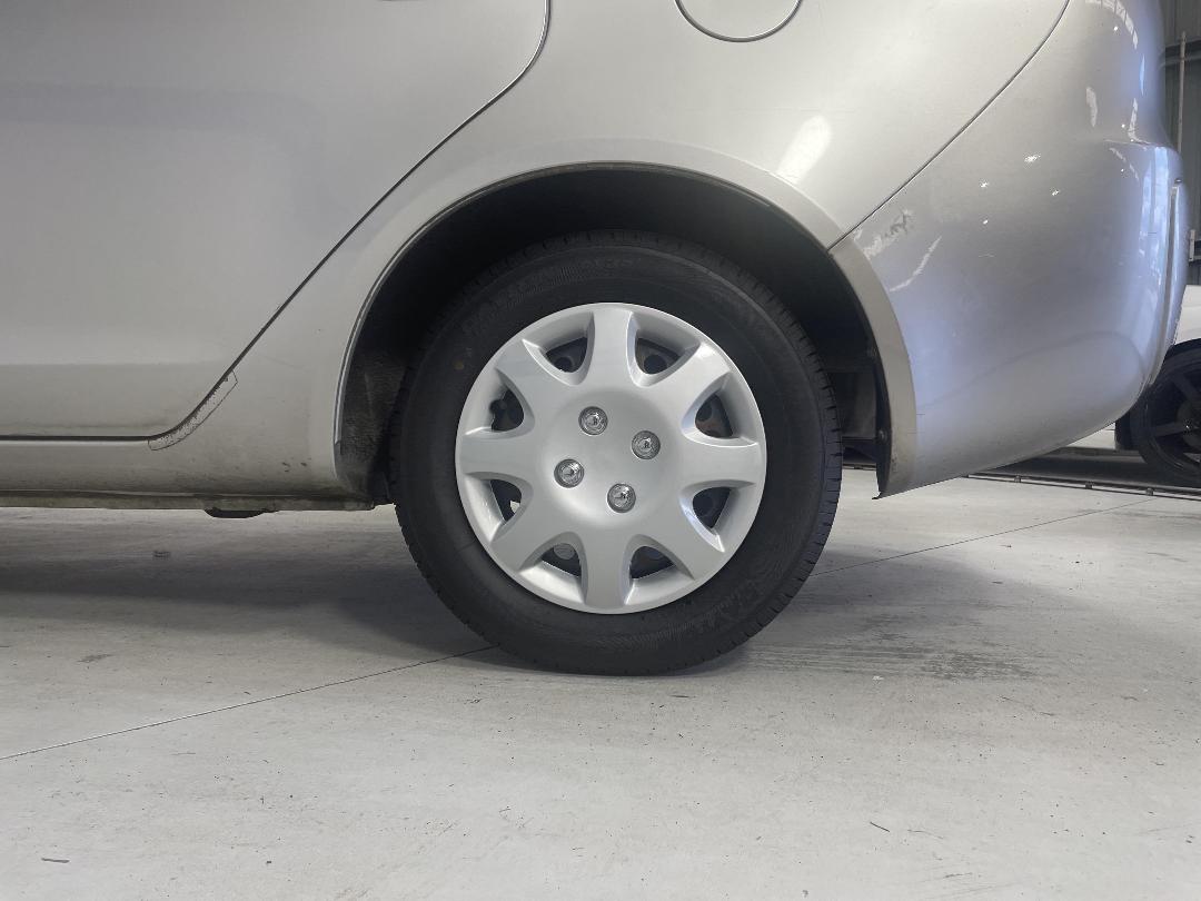 Photo '5' of Mitsubishi Colt