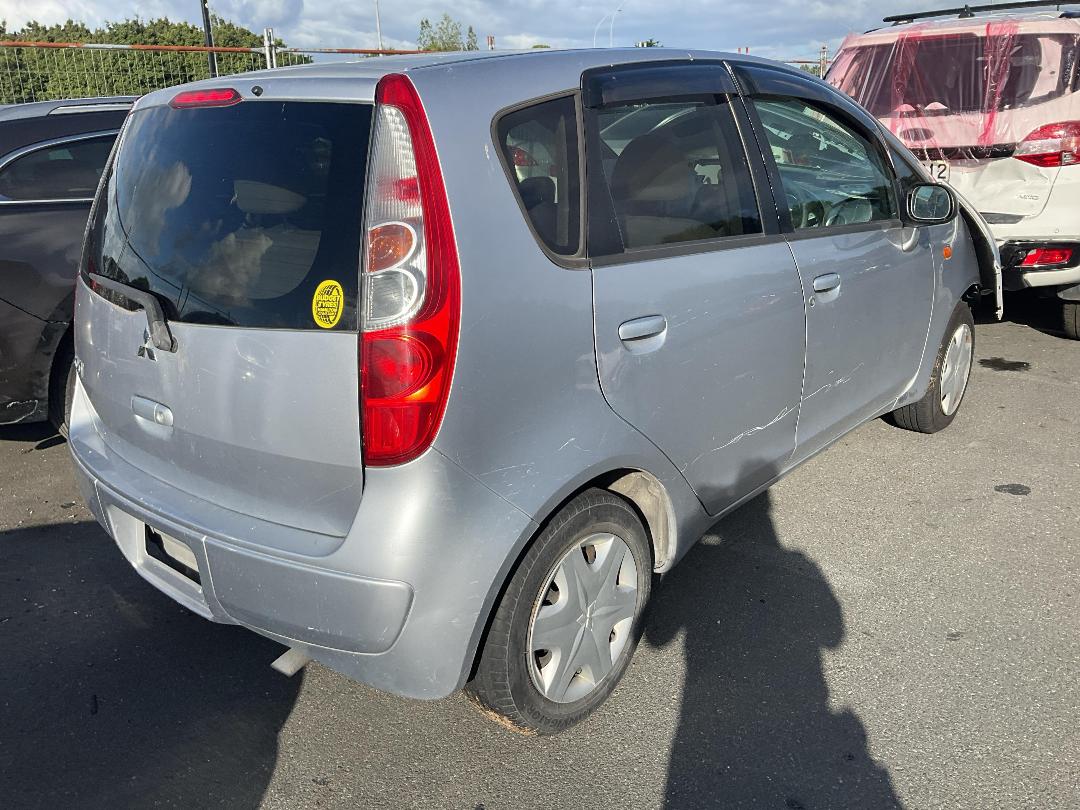 Photo '4' of Mitsubishi Colt 1300