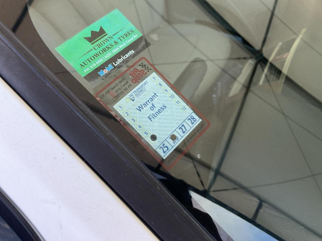 Photo '18' of Mitsubishi Colt