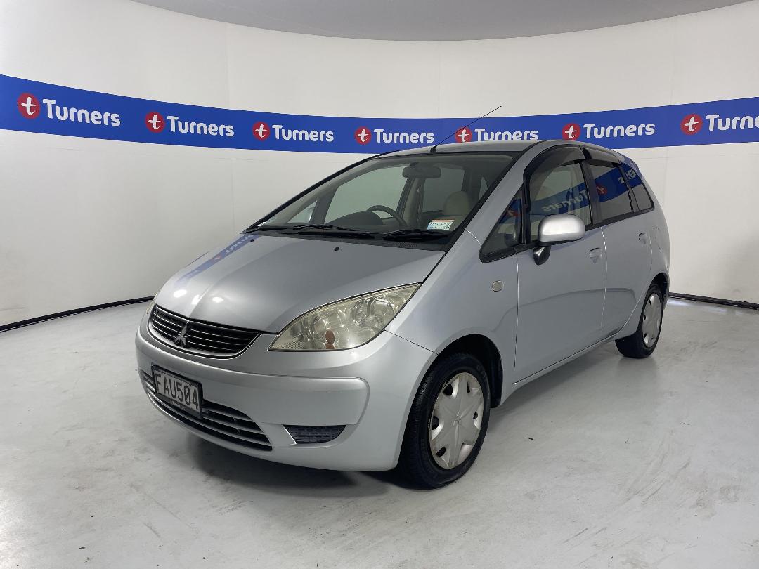 Photo '4' of Mitsubishi Colt