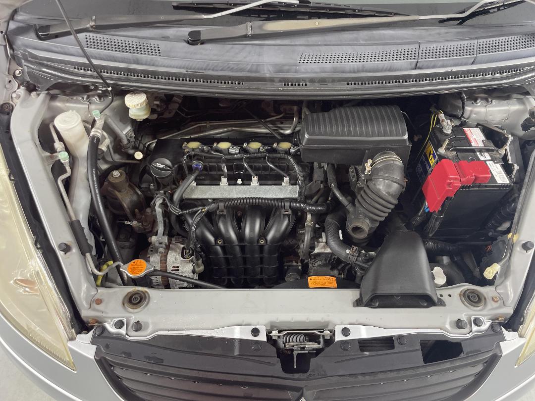 Photo '13' of Mitsubishi Colt