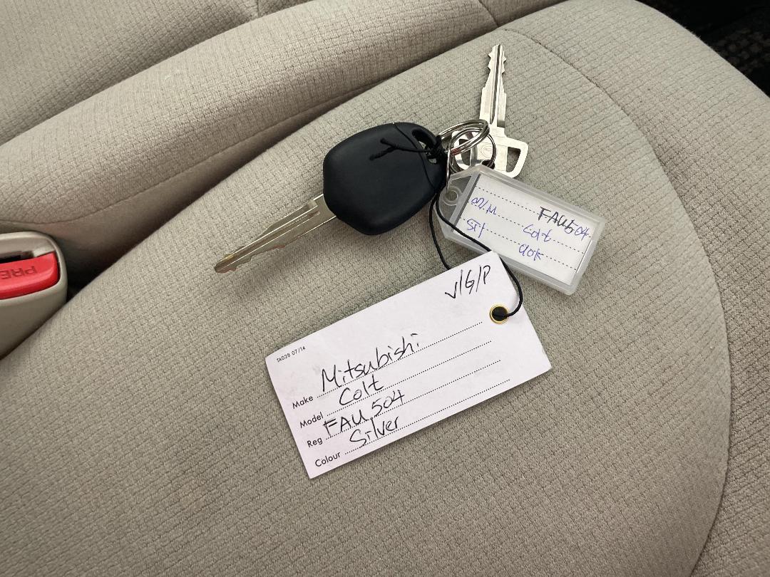 Photo '22' of Mitsubishi Colt