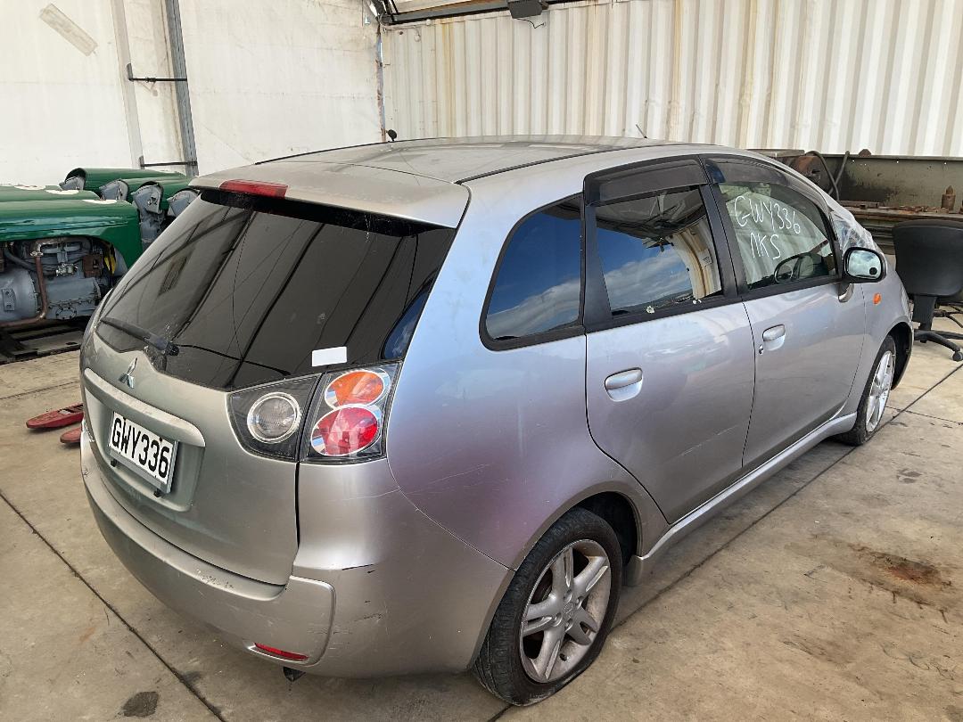 Photo '6' of Mitsubishi Colt Plus Photo '6' of Mitsubishi Colt Plus