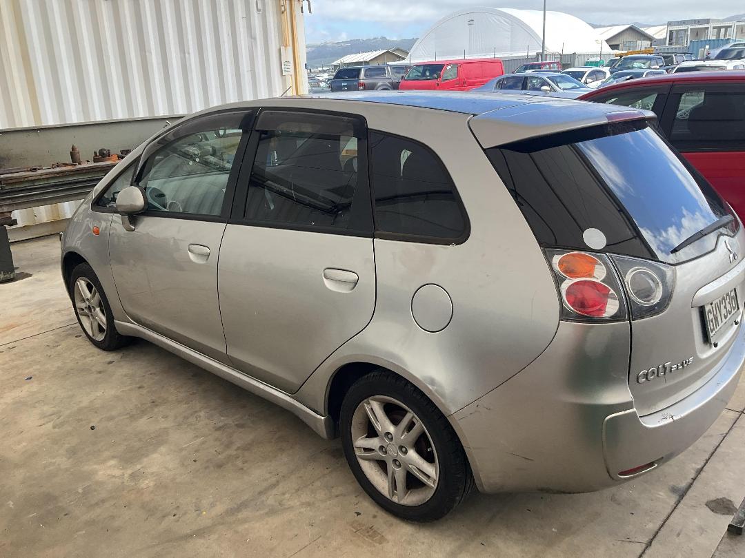 Photo '4' of Mitsubishi Colt Plus Photo '4' of Mitsubishi Colt Plus