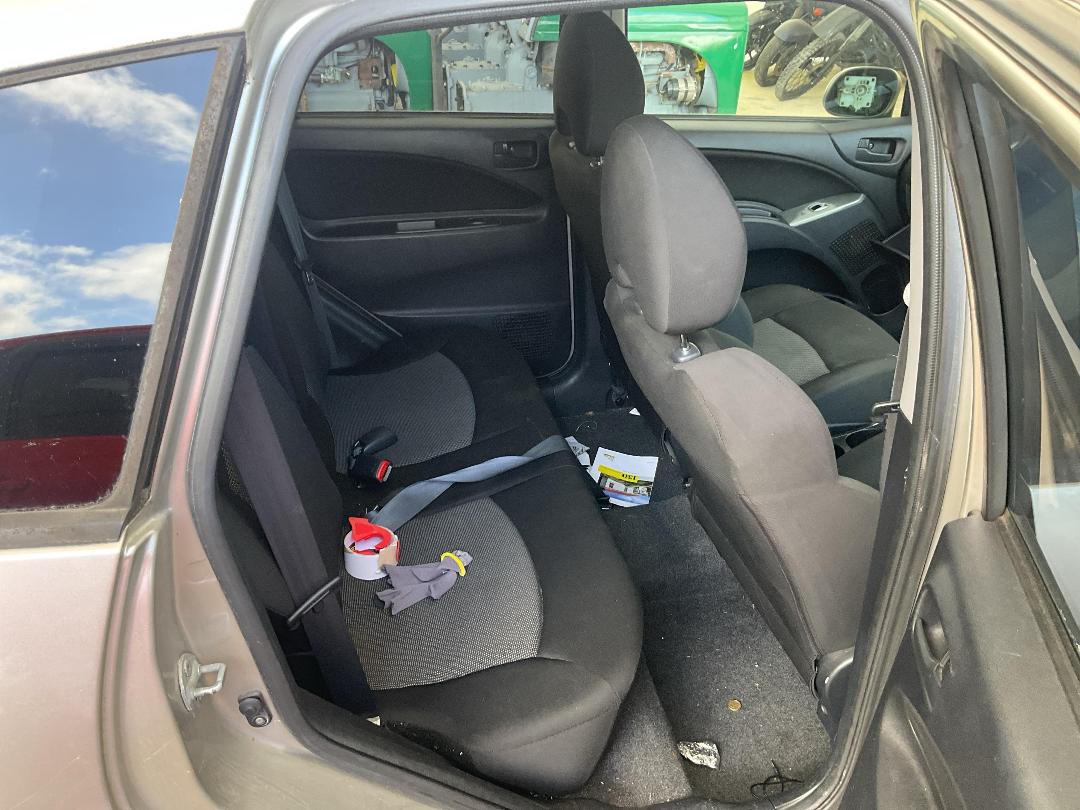 Photo '13' of Mitsubishi Colt Plus Photo '13' of Mitsubishi Colt Plus