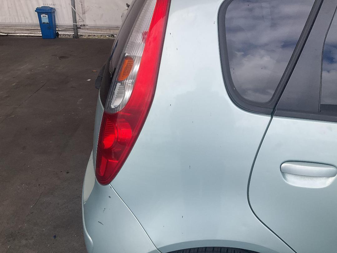 Photo '20' of Mitsubishi Colt Photo '20' of Mitsubishi Colt