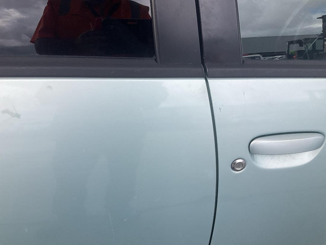 Photo '21' of Mitsubishi Colt Photo '21' of Mitsubishi Colt