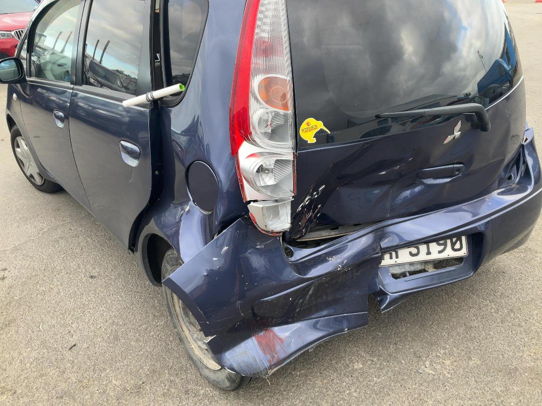 Photo '7' of Mitsubishi Colt Photo '7' of Mitsubishi Colt