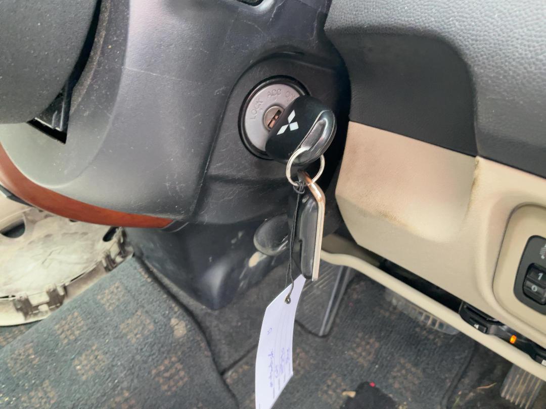 Photo '11' of Mitsubishi Colt Photo '11' of Mitsubishi Colt