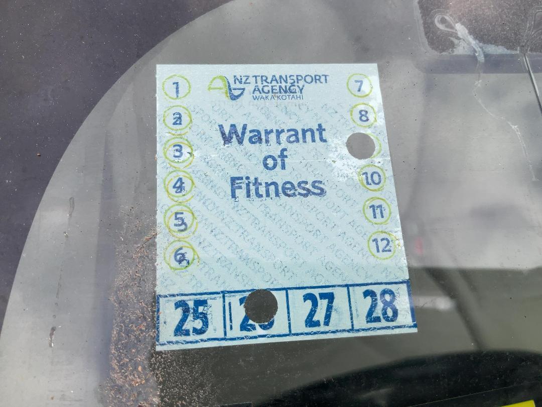 Photo '17' of Mitsubishi Colt Photo '17' of Mitsubishi Colt