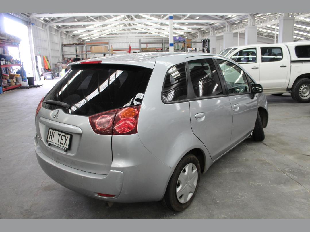 Photo '3' of Mitsubishi Colt Plus LS Photo '3' of Mitsubishi Colt Plus LS