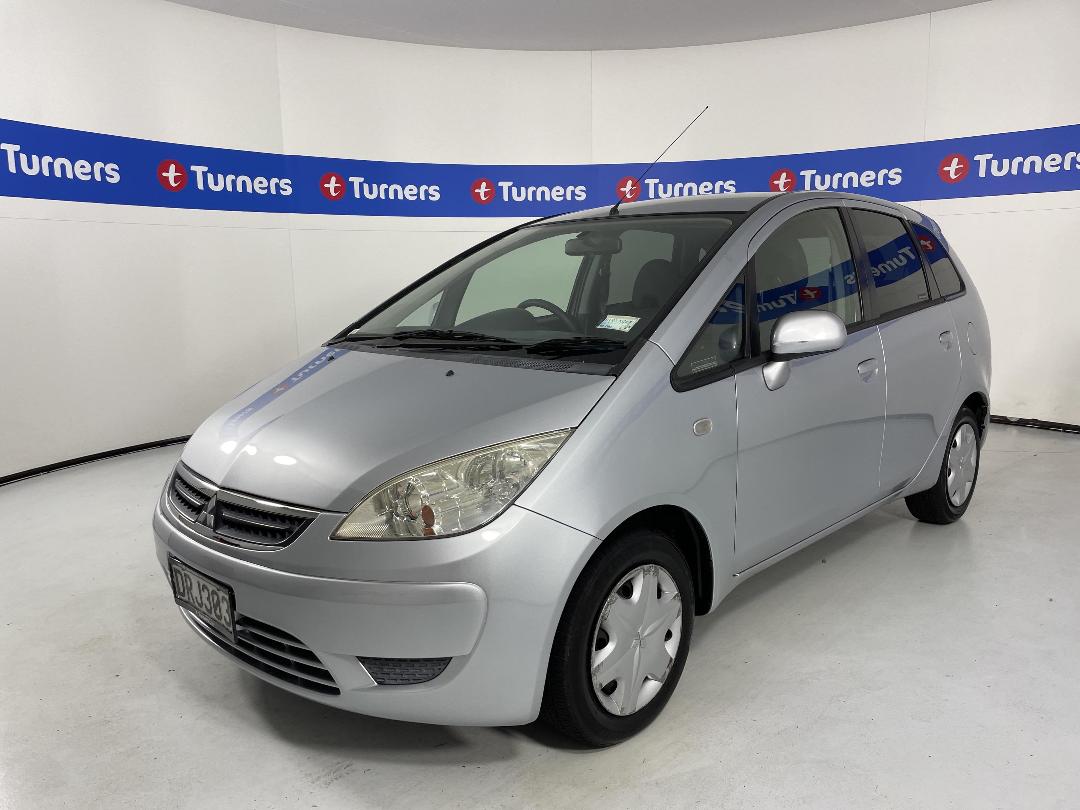 Photo '4' of Mitsubishi Colt Plus Photo '4' of Mitsubishi Colt Plus