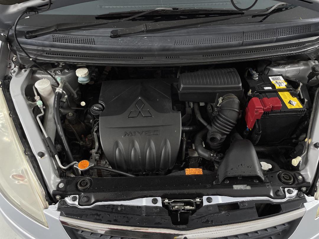 Photo '13' of Mitsubishi Colt Plus Photo '13' of Mitsubishi Colt Plus