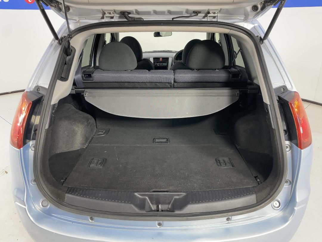 Photo '14' of Mitsubishi Colt Plus