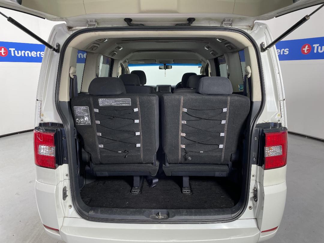 Photo '14' of Mitsubishi Delica Photo '14' of Mitsubishi Delica