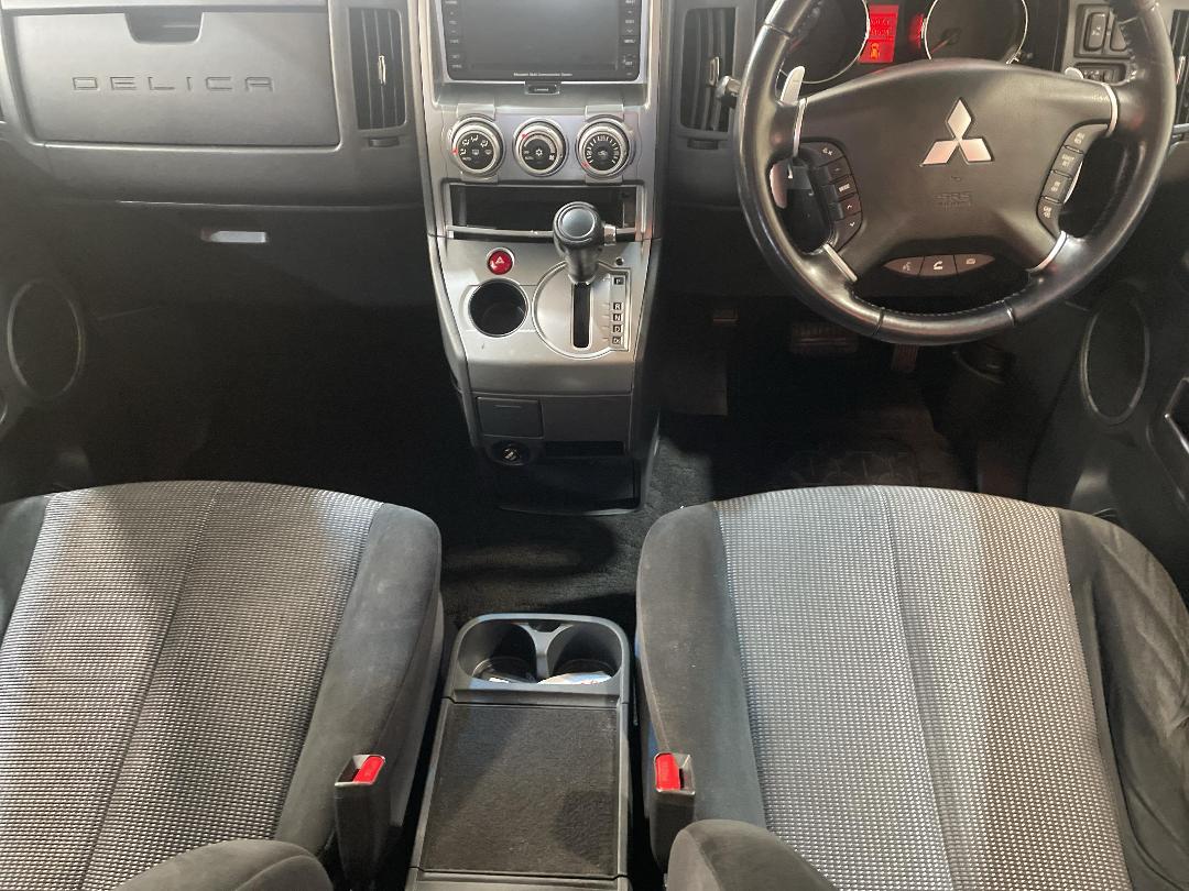 Photo '16' of Mitsubishi Delica