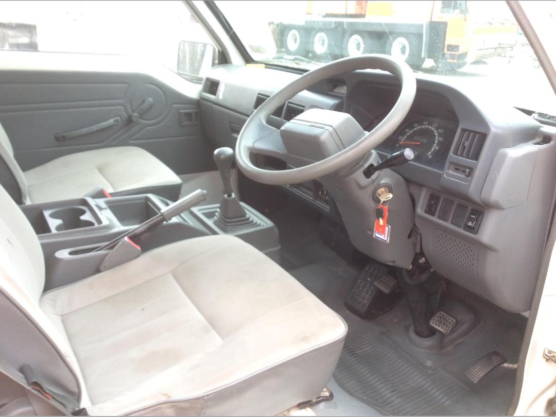 Photo '13' of Mitsubishi Express 2.4 EFI Motorhome Photo '13' of Mitsubishi Express 2.4 EFI Motorhome
