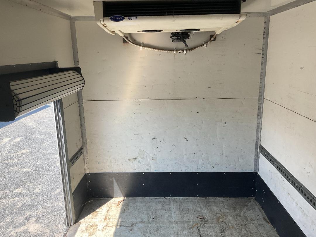 Photo '25' of MITSUBISHI FUSO CANTER FE130C1 Chiller