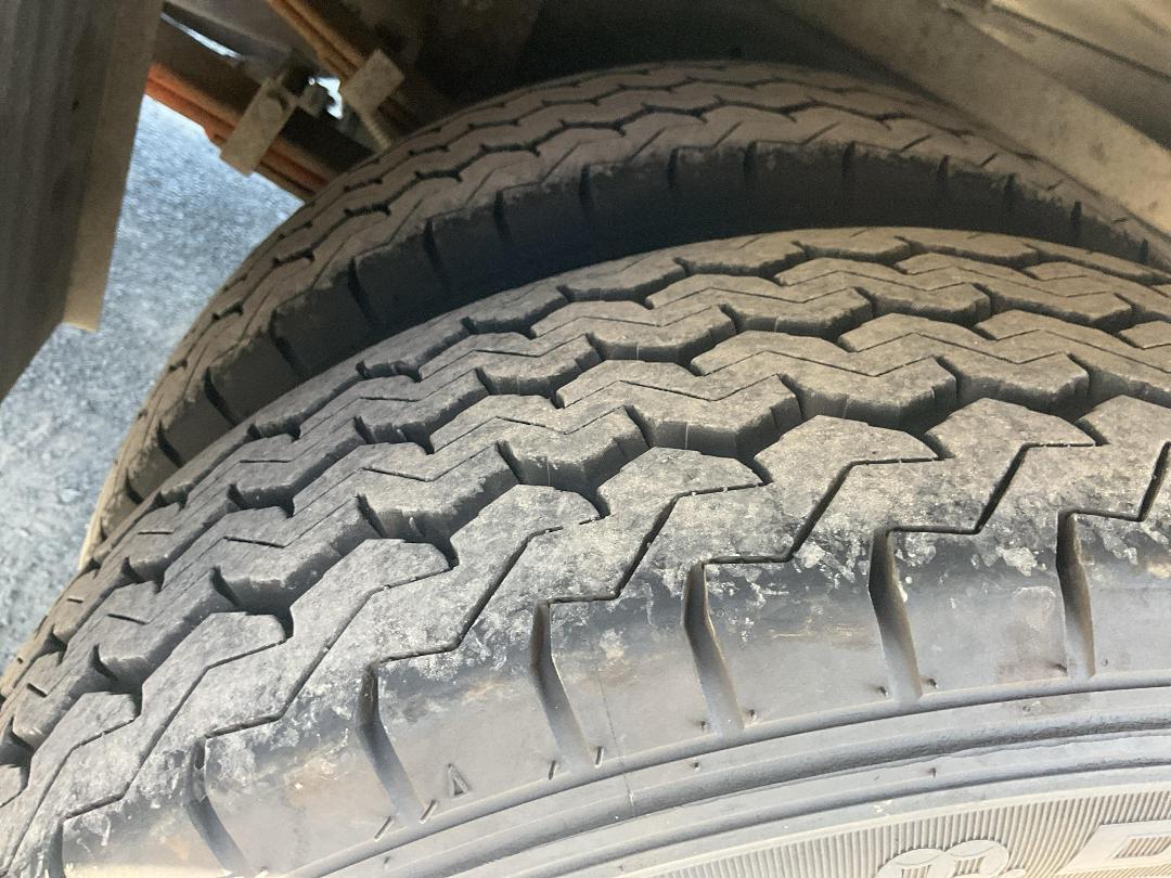 Photo '42' of MITSUBISHI FUSO CANTER FE130C1 Chiller