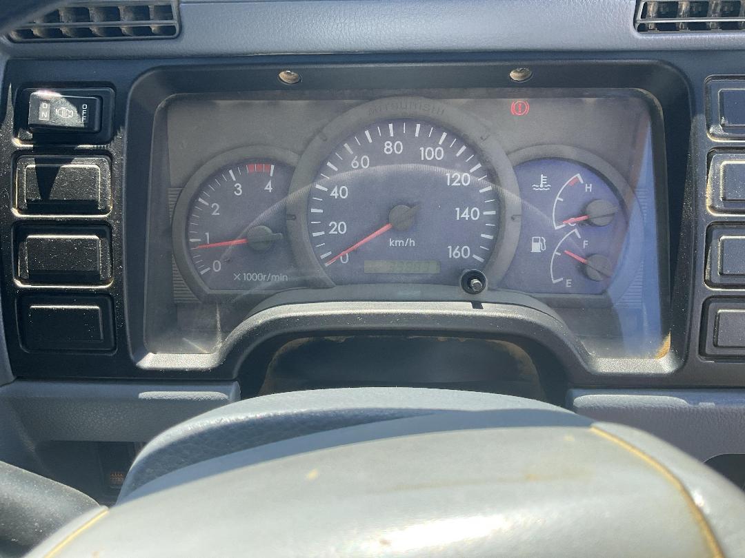 Photo '12' of Mitsubishi Fuso Canter FE150W1 Tipper Photo '12' of Mitsubishi Fuso Canter FE150W1 Tipper