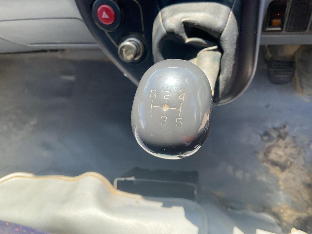 Photo '13' of Mitsubishi Fuso Canter FE150W1 Tipper Photo '13' of Mitsubishi Fuso Canter FE150W1 Tipper