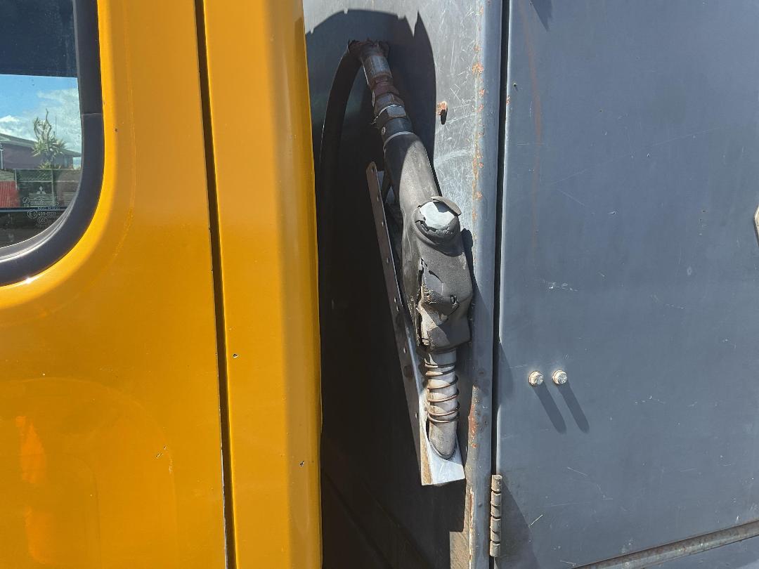 Photo '21' of Mitsubishi Fuso Canter FE150W1 Tipper Photo '21' of Mitsubishi Fuso Canter FE150W1 Tipper