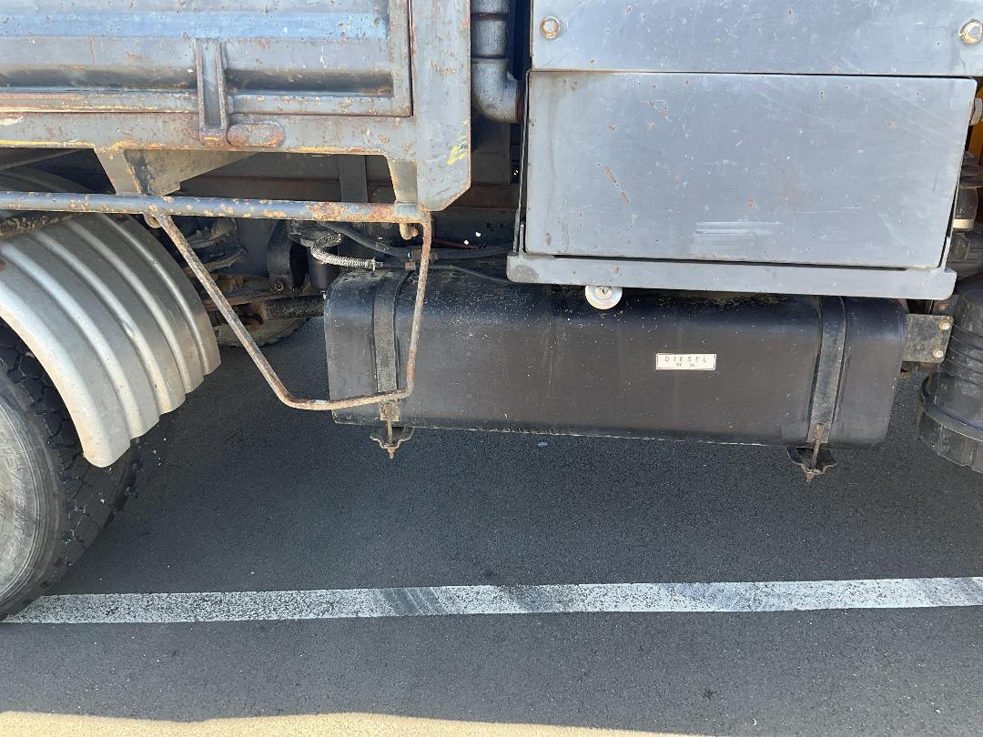 Photo '18' of Mitsubishi Fuso Canter FE150W1 Tipper Photo '18' of Mitsubishi Fuso Canter FE150W1 Tipper