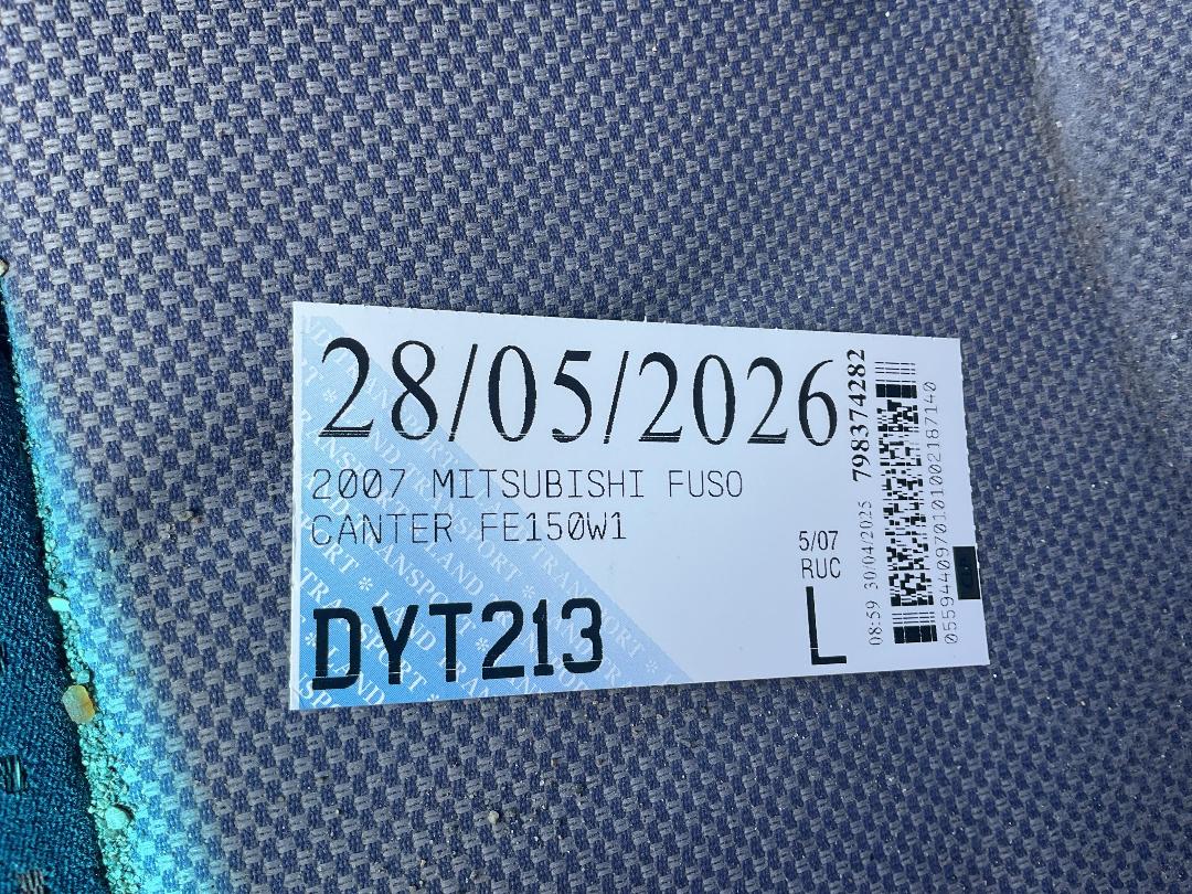 Photo '37' of Mitsubishi Fuso Canter FE150W1 Tipper Photo '37' of Mitsubishi Fuso Canter FE150W1 Tipper